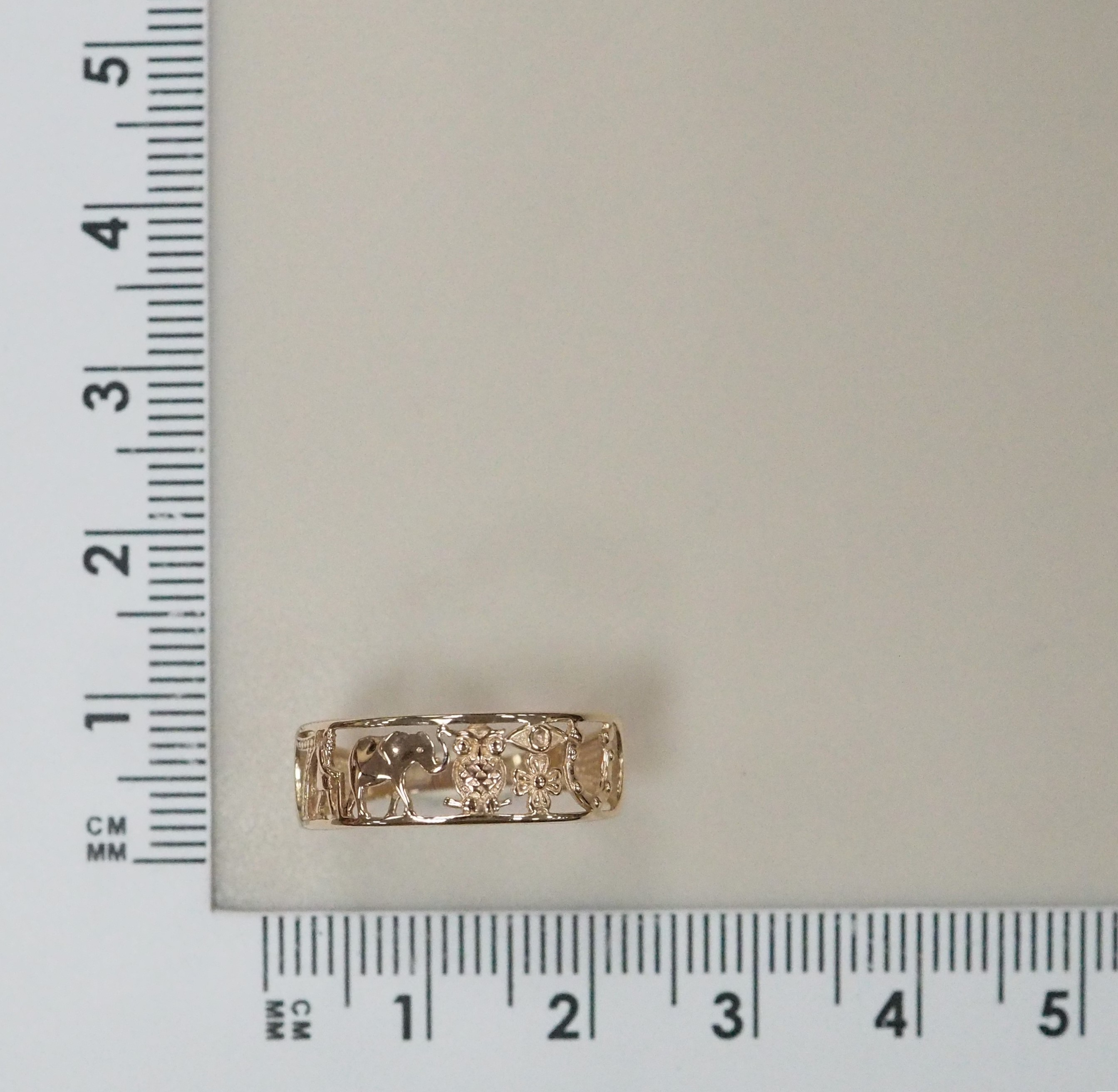 Кольцо из золота "Символы счастья и удачи"